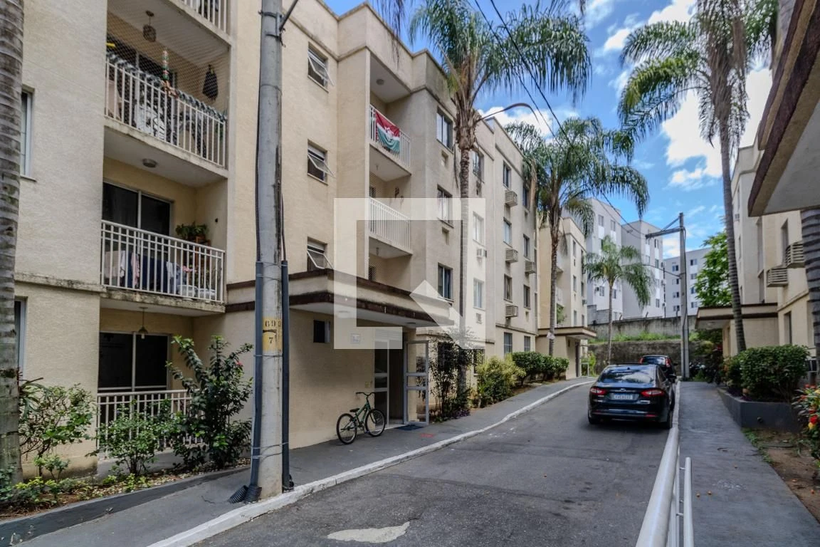 Apartamento com 2 quartos, 1 banheiro e varanda — photo 48