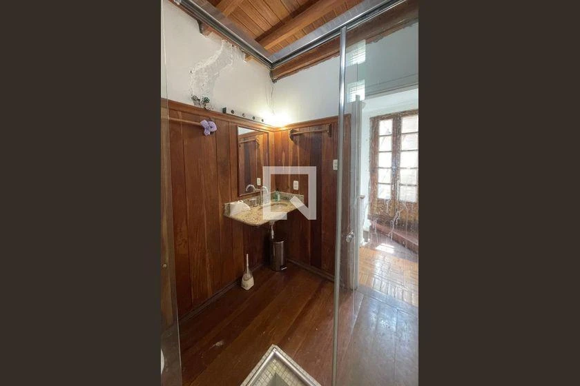 Furnished house with 6 bedrooms and 3 en-suites — photo 29