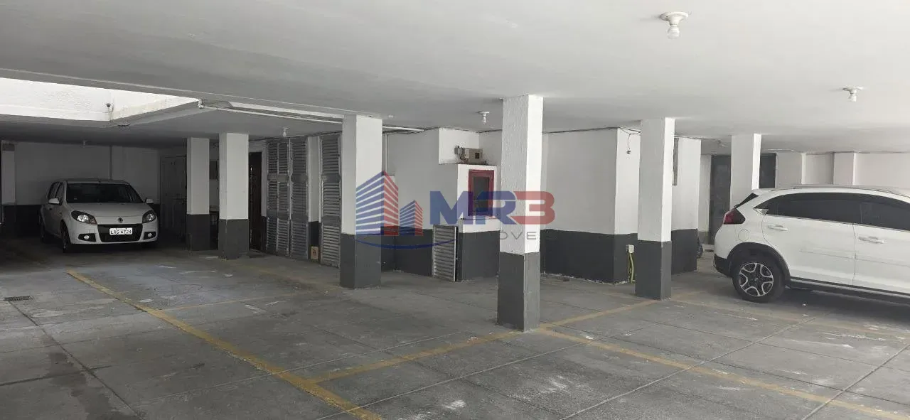 Top-floor apartment with 2 bedrooms and private BBQ — photo 37