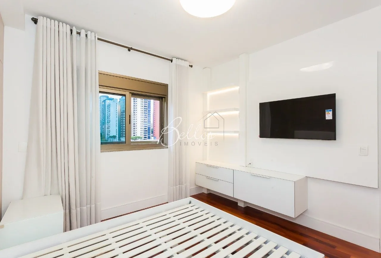 Apartment with open-plan kitchen, 2 en-suite and 3 baths — photo 24