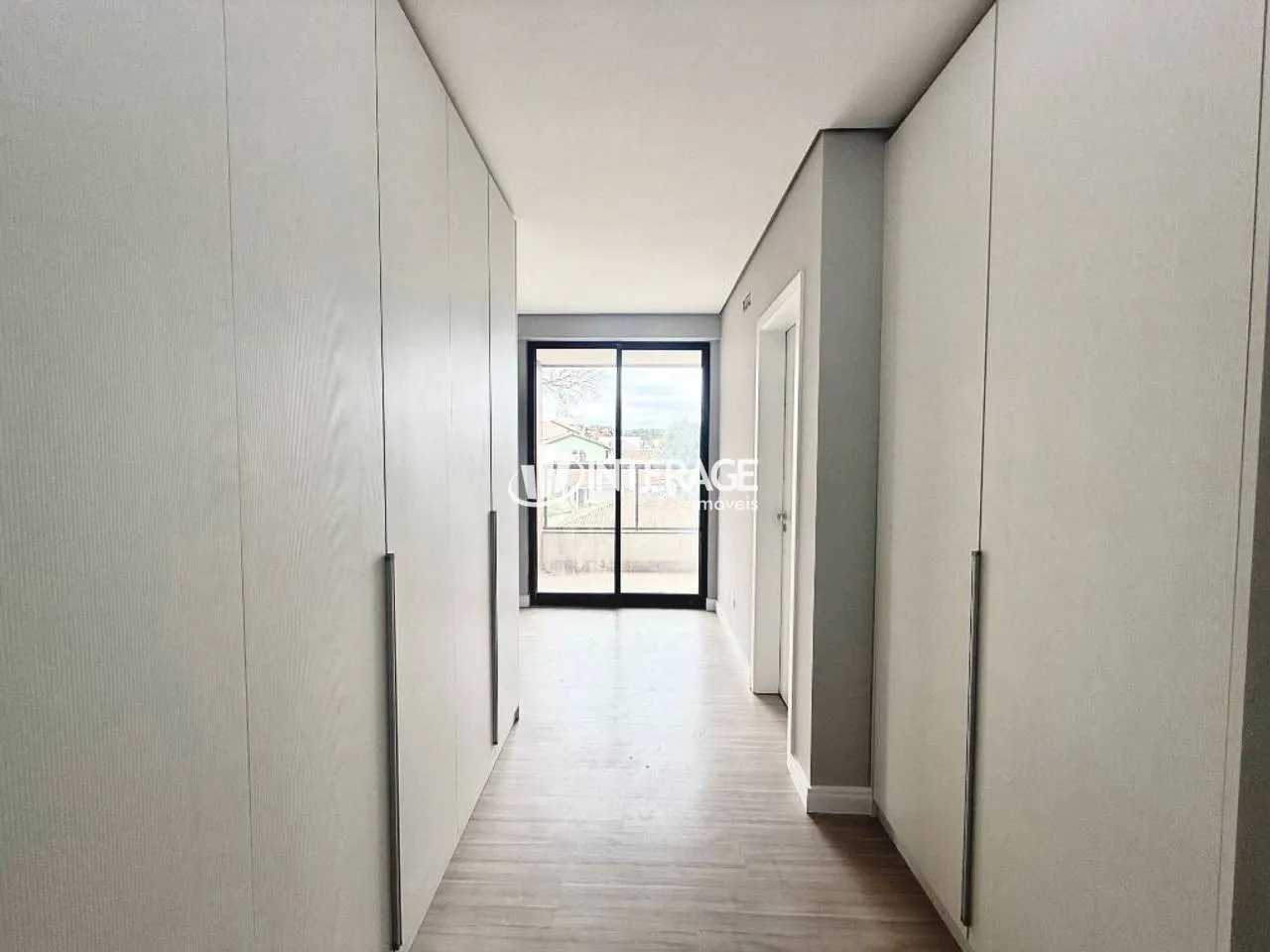 2-bedroom apartment with a home office in Curitiba — photo 17
