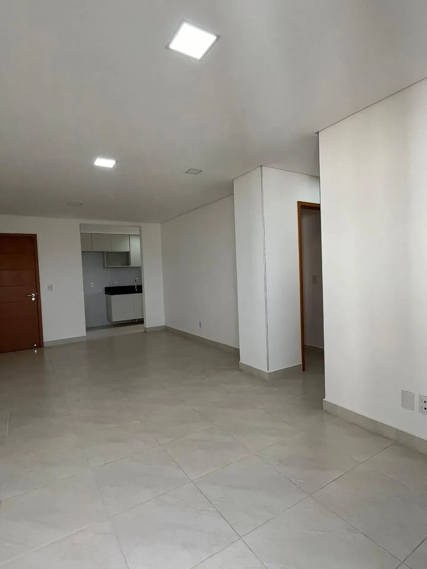 Квартира 90 м² с видом на воду и панорамными окнами — photo 18