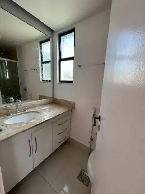 83 m² apartment with 2 bedrooms and 2 bathrooms — photo 15