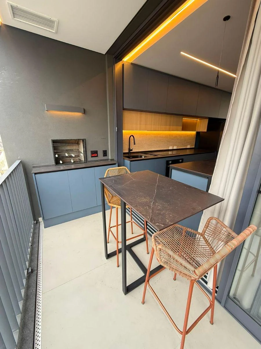 Furnished apartment, 53 m², with floor-to-ceiling windows — photo 30