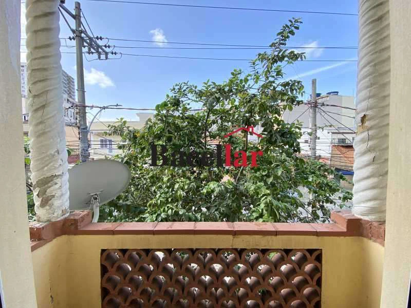 Furnished house with 4 bedrooms and a balcony — photo 8