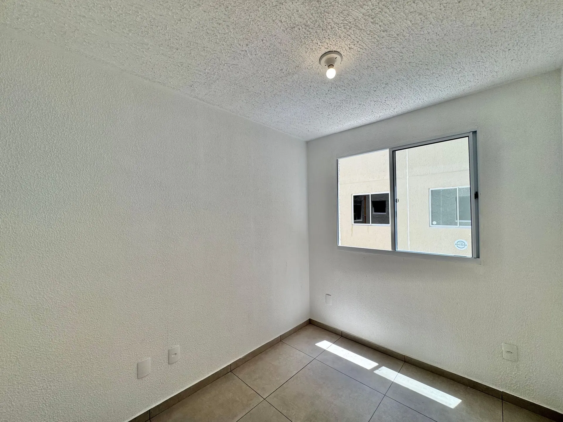 Unfurnished apartment with closed kitchen and 2 bedrooms — photo 22