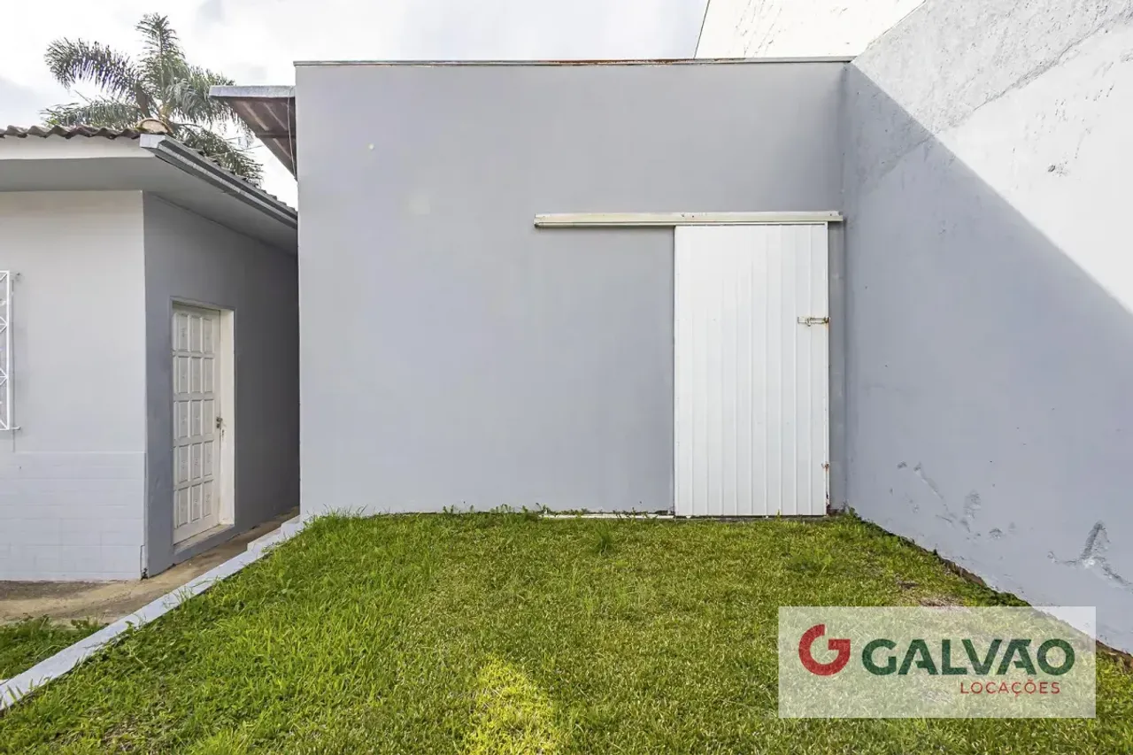 Unfurnished house with 3 bedrooms and 2 bathrooms — photo 18