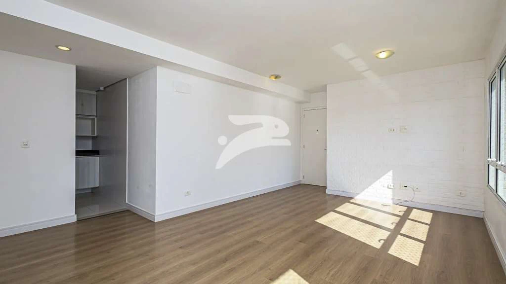 2-bedroom apartment with open-plan kitchen — photo 4