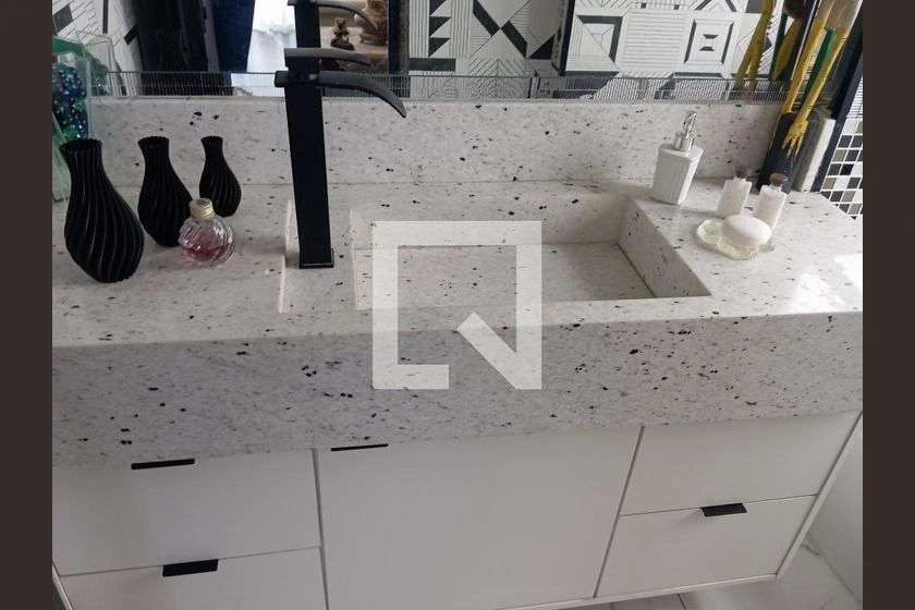 Furnished 170 m² apartment with 2 en-suite bedrooms — photo 18