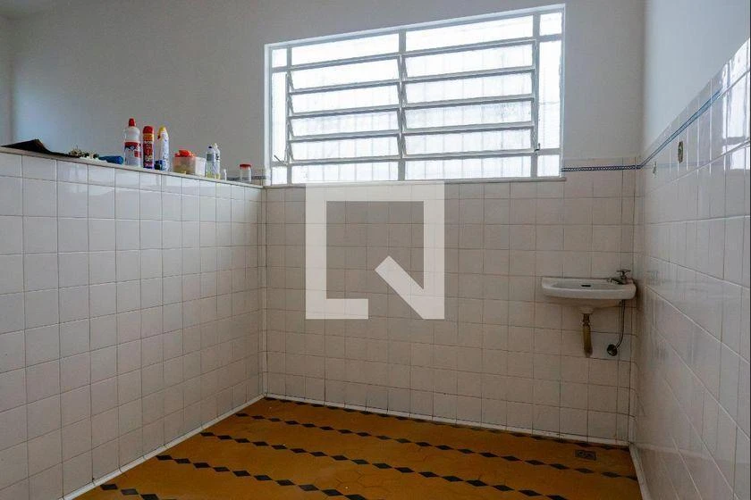 4-bedroom house with private garden and 145 m² — photo 34