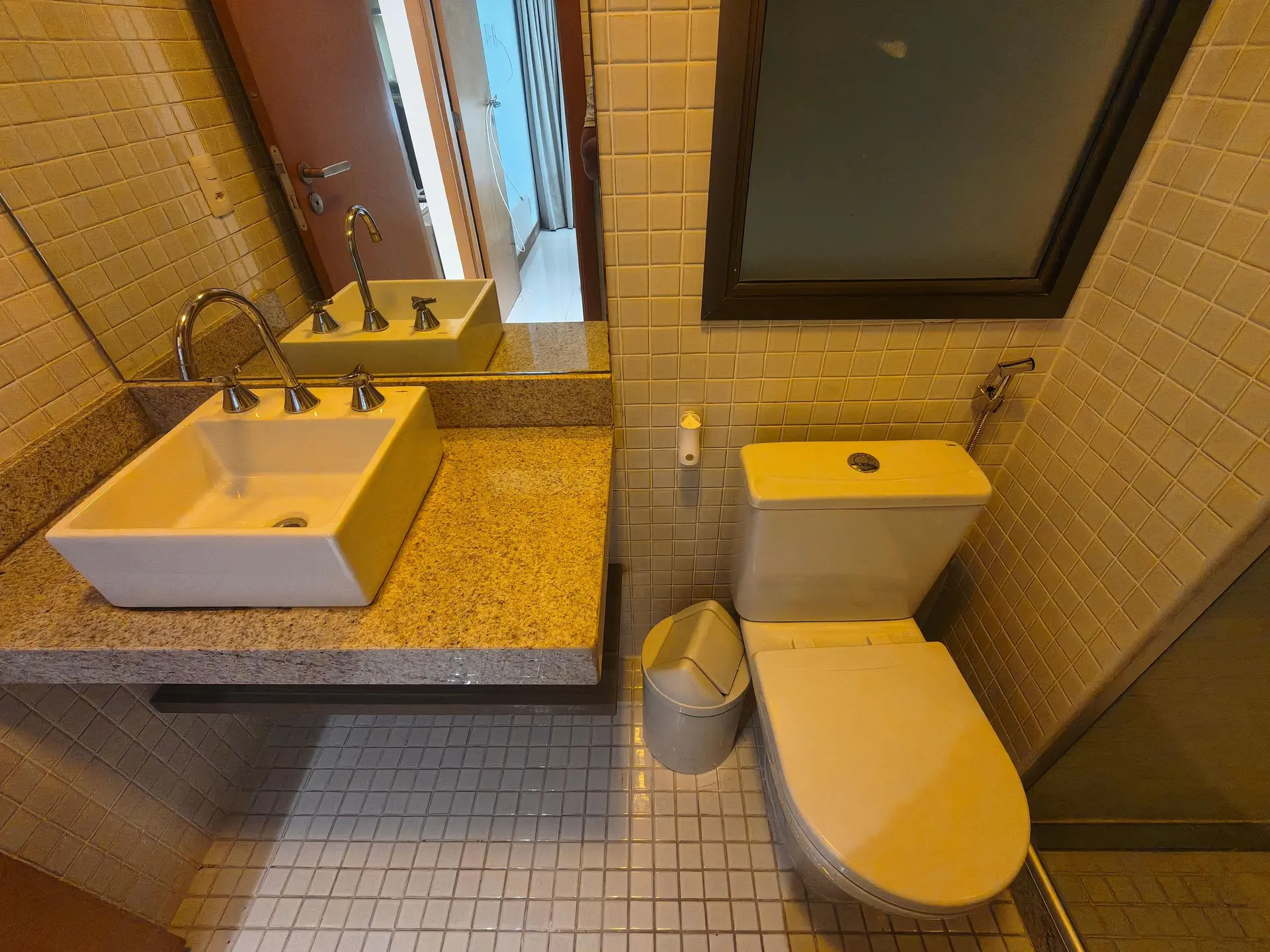 Mountain view in a one-bedroom apartment, 36 m²