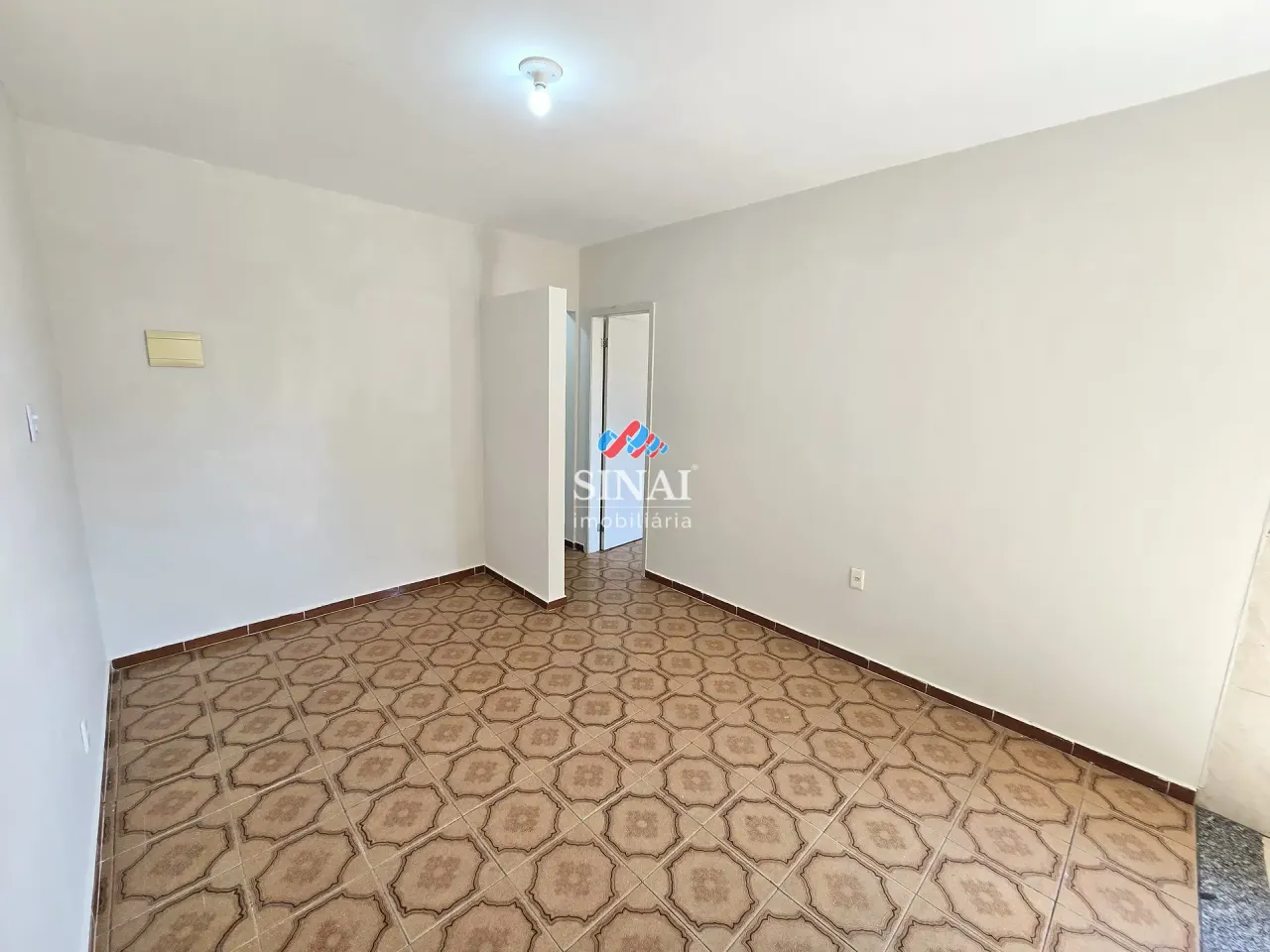Apartamento de 2 quartos com cozinha aberta e fogão a gás — photo 2