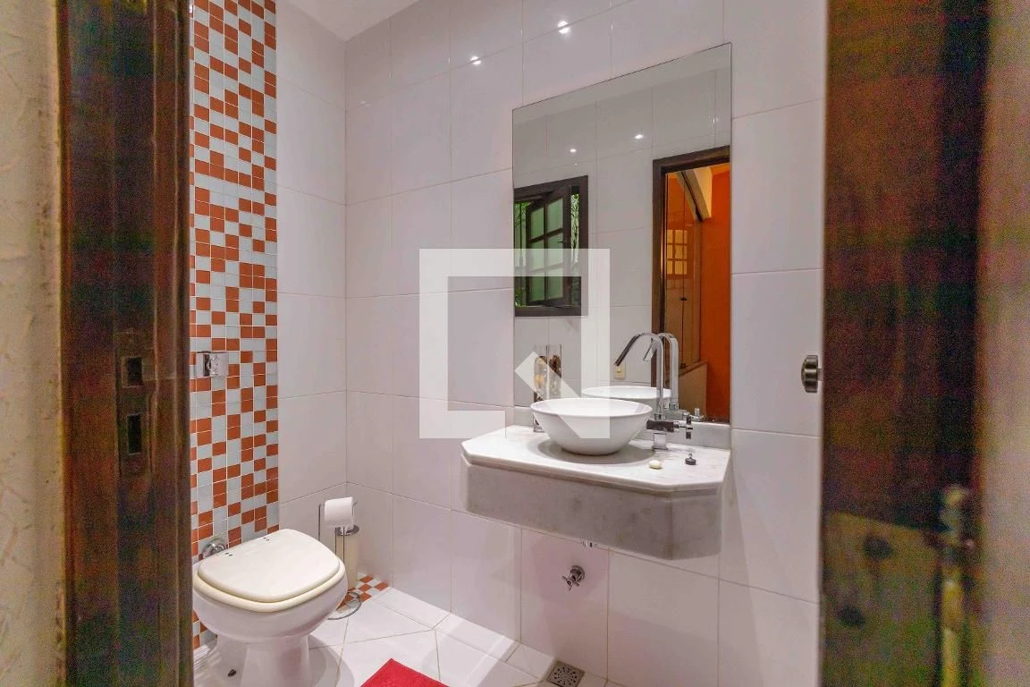 4-bedroom house with a walk-in closet in Rio de Janeiro — photo 39