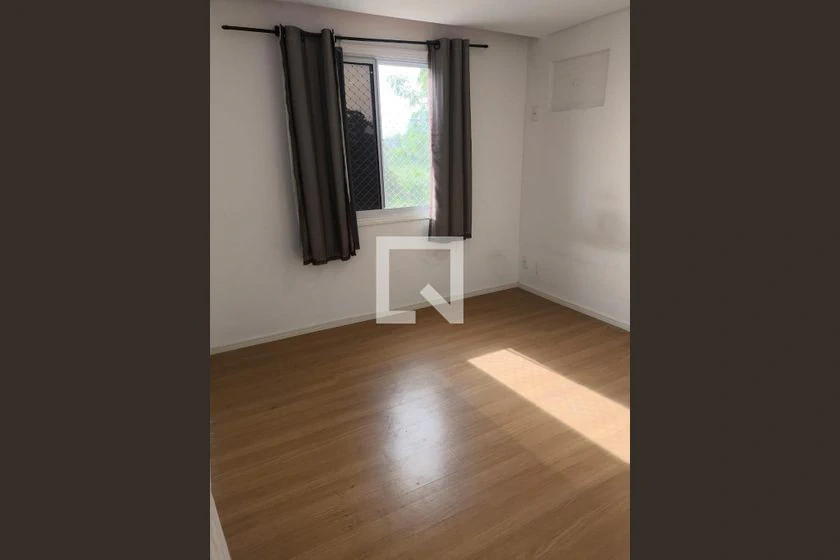2-bedroom apartment with open-plan kitchen and 1 parking spot — photo 9