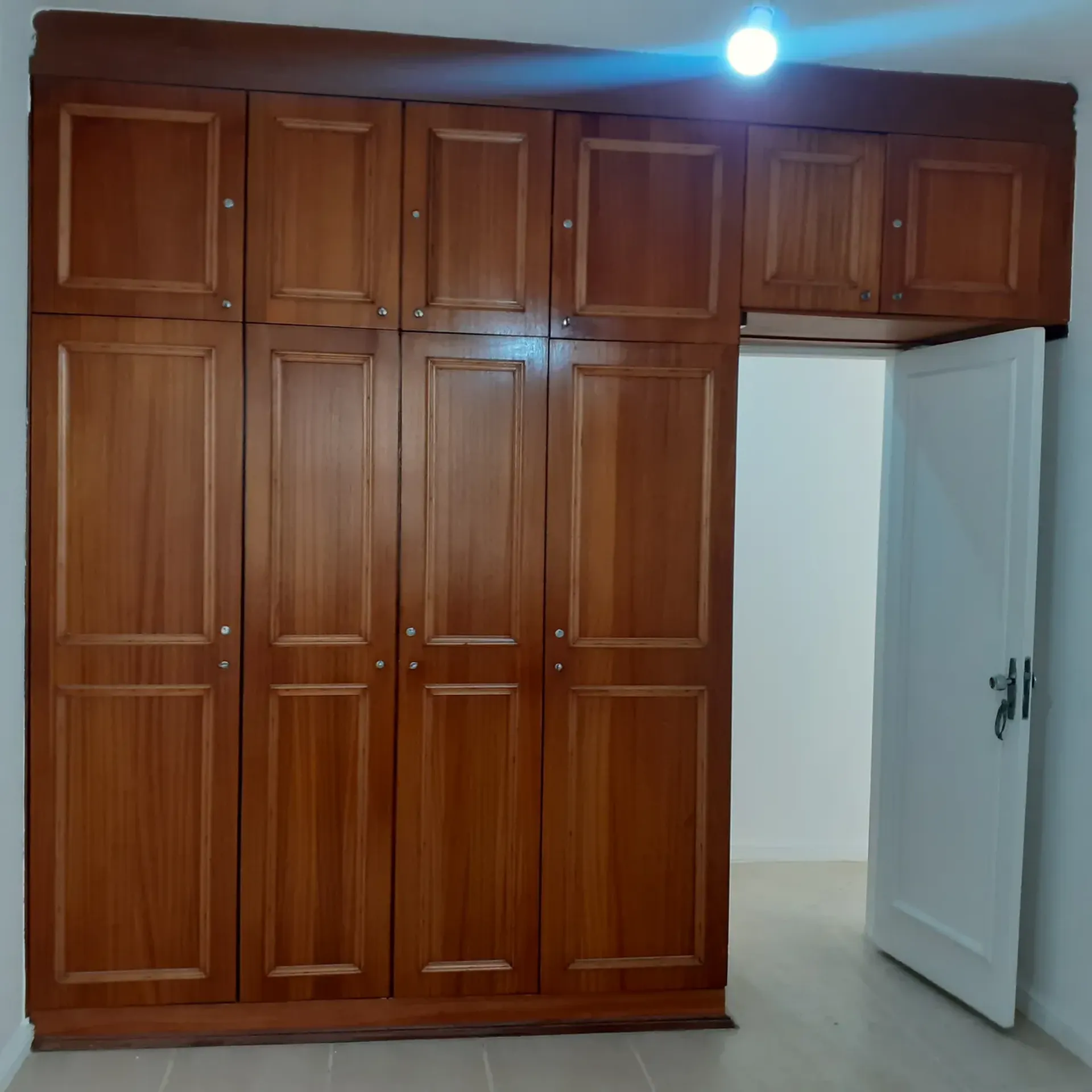 Квартира 153 м² с 2 спальнями и видом на воду и горы — photo 5