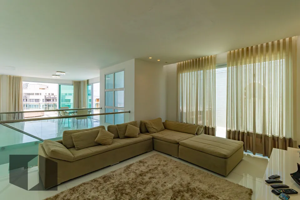 Furnished apartment with 4 bedrooms and 5 bathrooms — photo 13