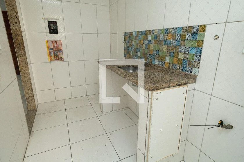 2-bedroom apartment in a building with a pool — photo 14
