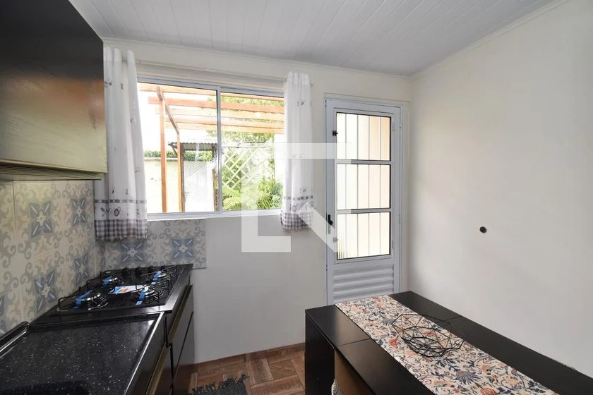 Furnished studio with balcony, gas mini-kitchen — photo 4