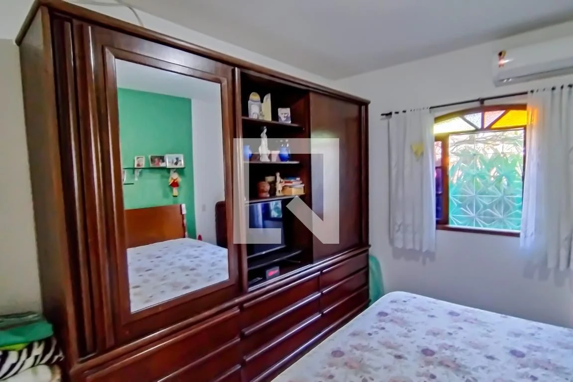 Furnished house with 4 bedrooms and private garden — photo 40