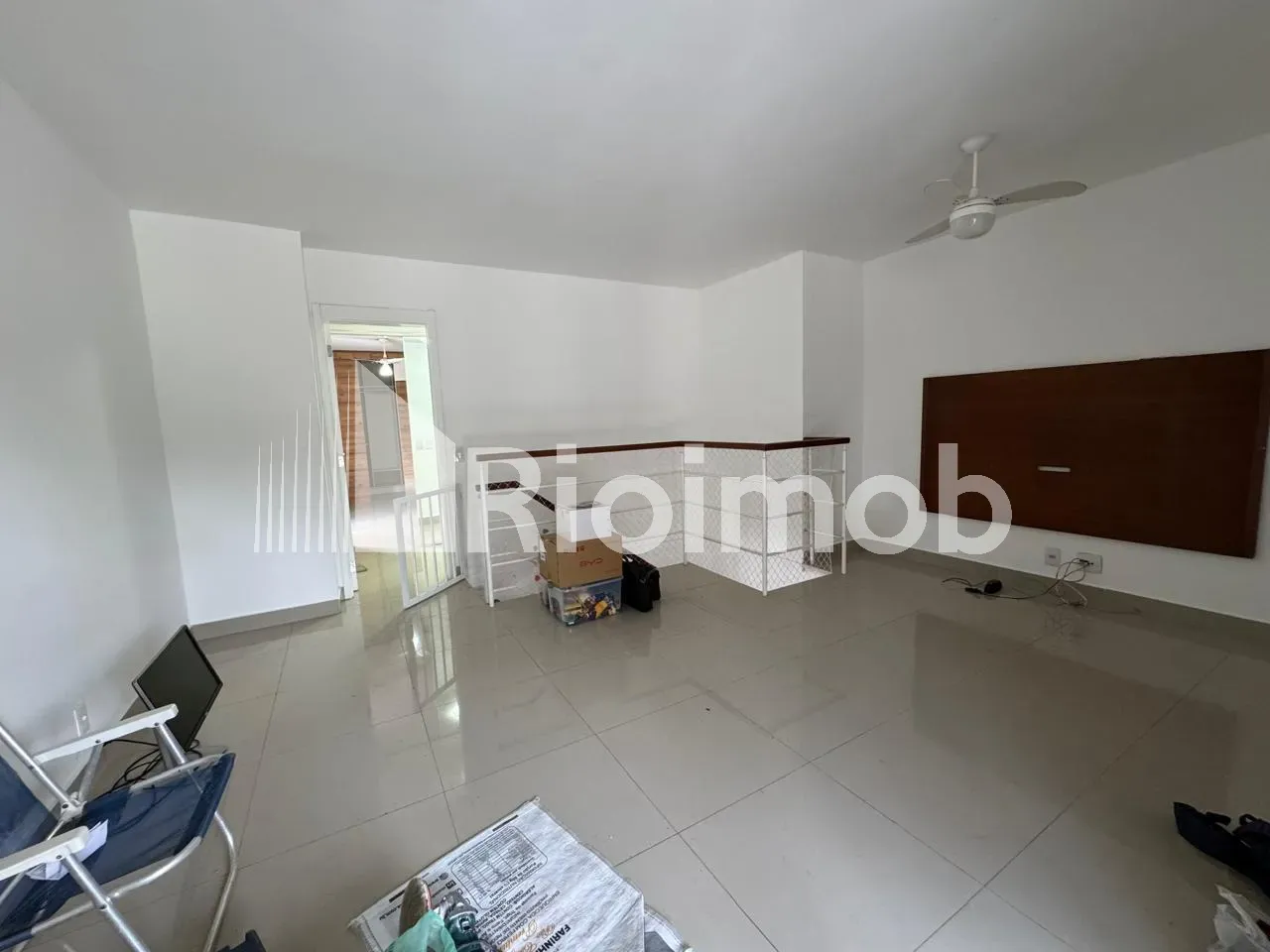 4-bedroom apartment with a mountain view in Rio de Janeiro — photo 21