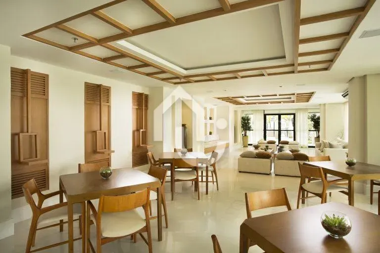 Top-floor apartment with 5 bedrooms and balcony grill — photo 2