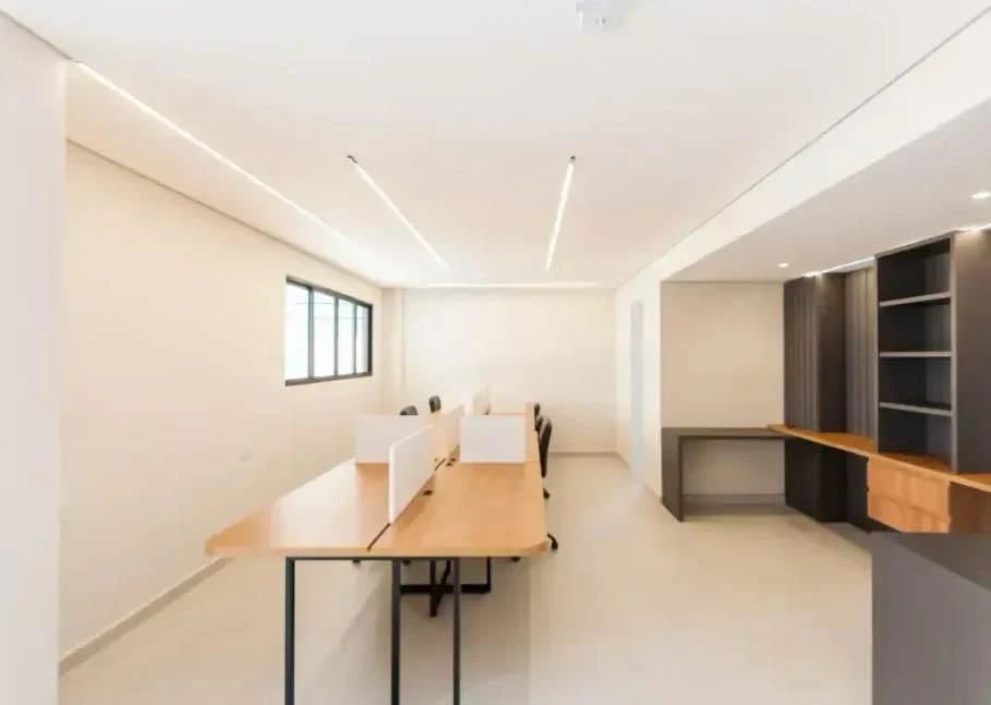 2-bedroom apartment with a home office in Curitiba — photo 21