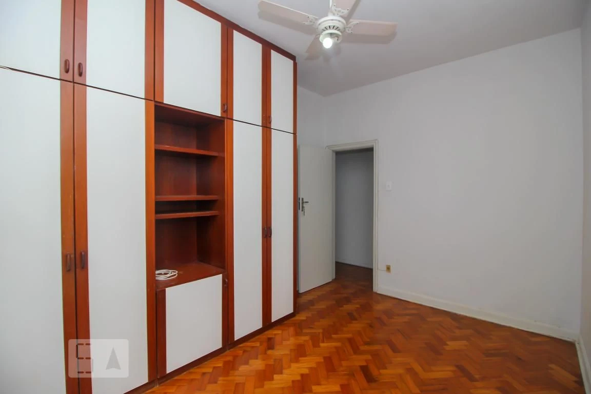 Rental apartment with 2 bedrooms and a balcony — photo 43