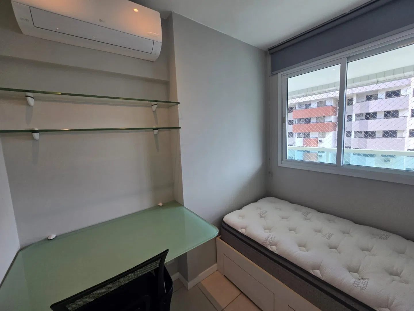 Мебльована квартира 65 м² з 2 спальнями і 1 паркомісцем — photo 20