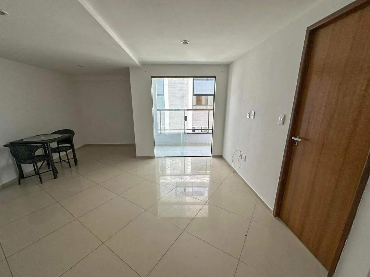 Furnished 1-bedroom apartment with private garden — photo 7
