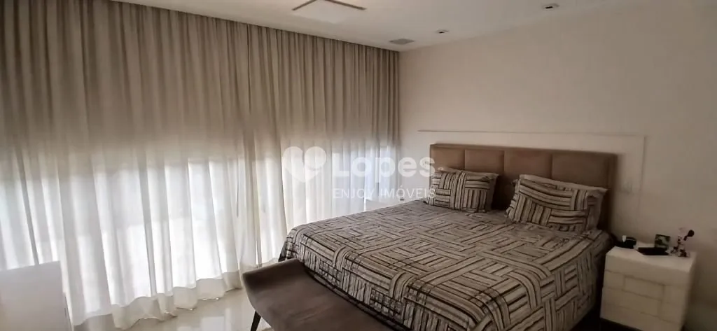 390 m² apartment with a private BBQ area — photo 27