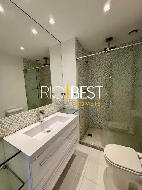 Apartamento com 3 dormitórios, 4 banheiros e varanda — photo 4