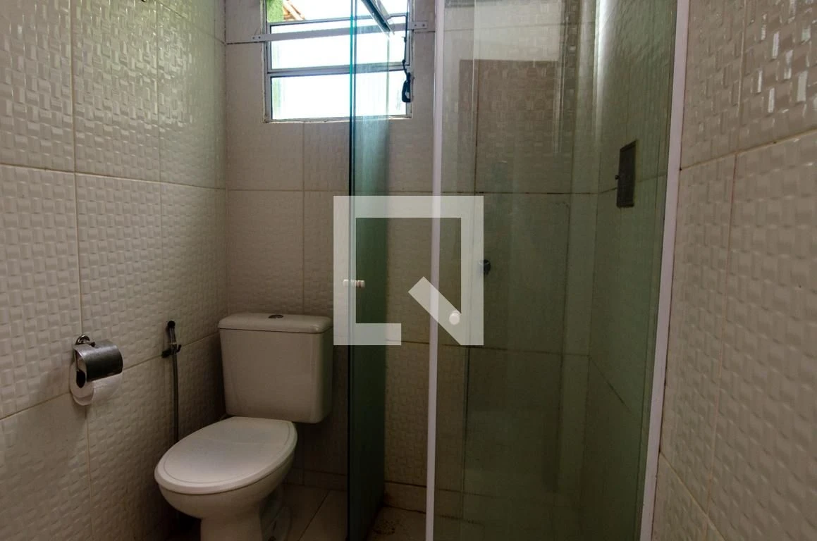 Unfurnished 1-bedroom apartment with a washing machine — photo 18