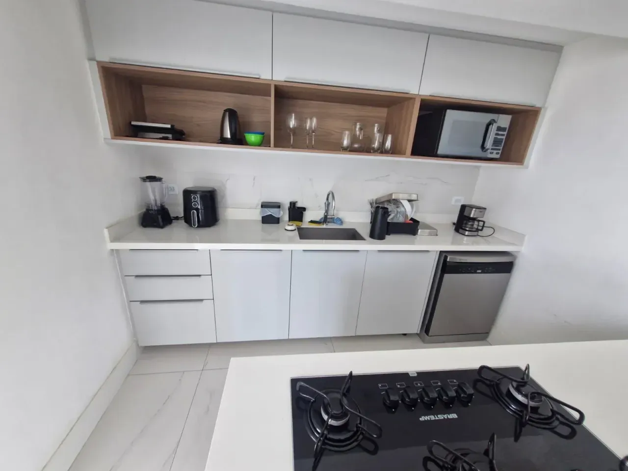 Furnished house, 280 m², with a water view — photo 42