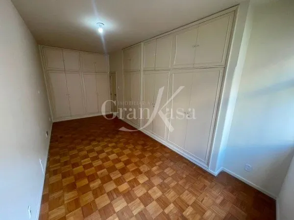 Apartment with 3 bedrooms and 1 bathroom, no parking — photo 8
