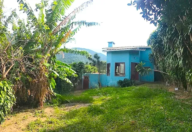 One-bedroom house with a fireplace in Florianópolis — photo 5