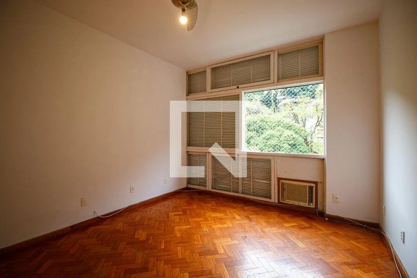 4-bedroom apartment 160 m² with 3 bathrooms — photo 17