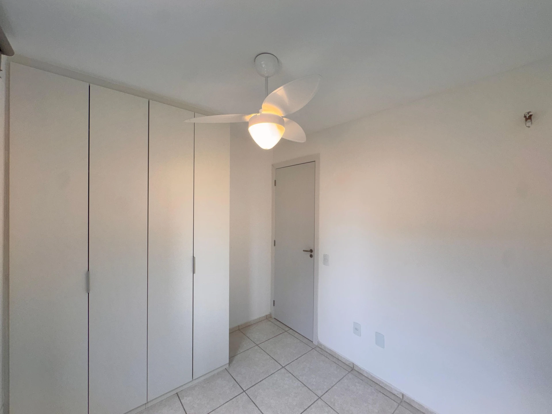 Washing machine in a 3-bedroom apartment, 80 m² — photo 34
