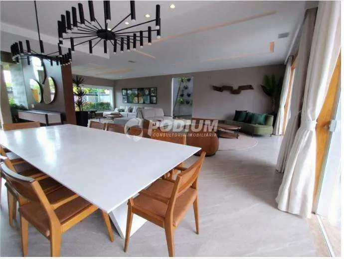 Casa mobiliada com 5 suítes e 13 banheiros — photo 15