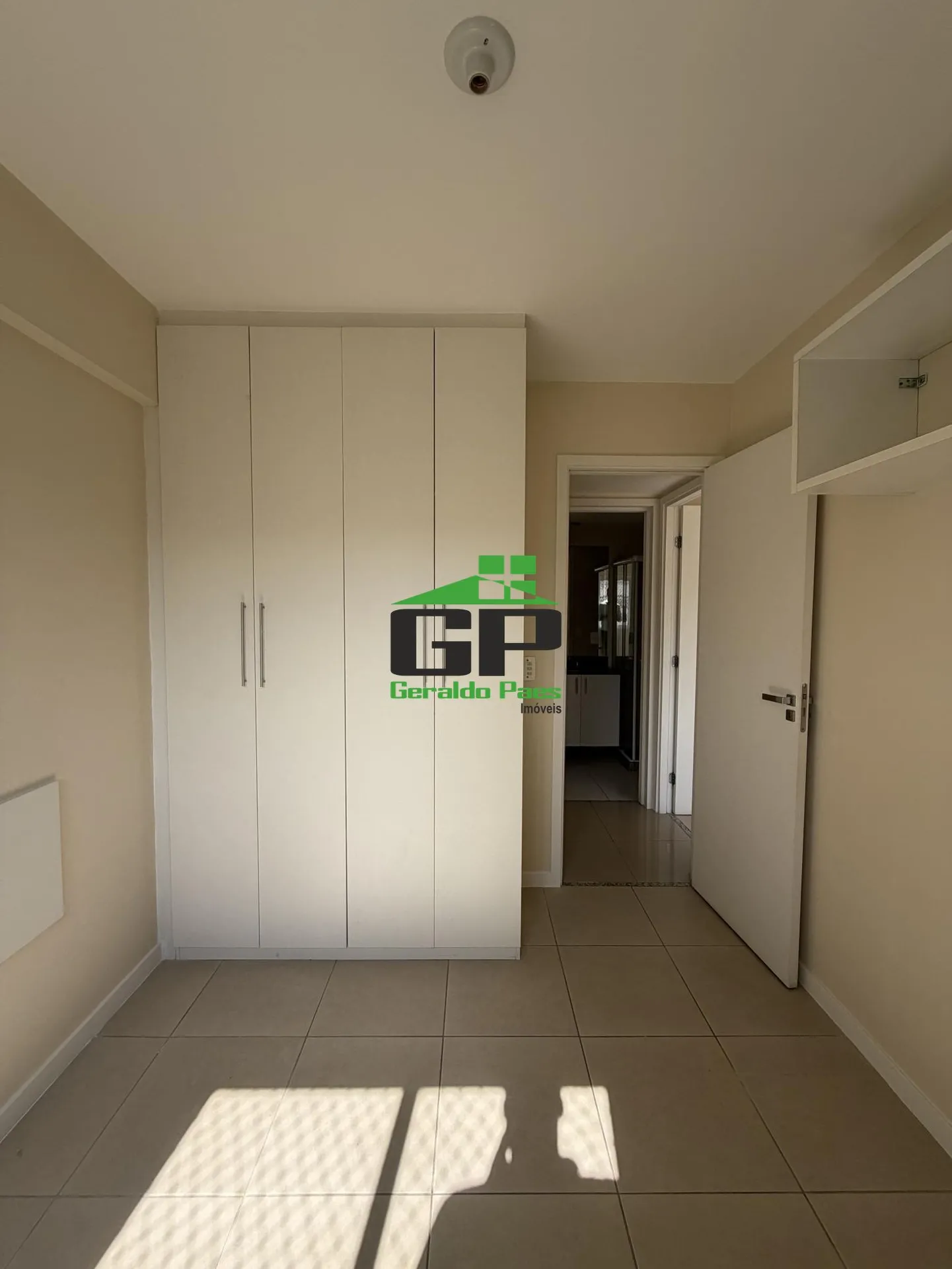 Apartamento de 2 quartos em condomínio com academia — photo 6