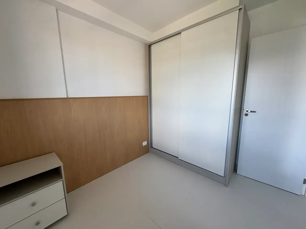 Furnished 1-bedroom apartment with a balcony — photo 10
