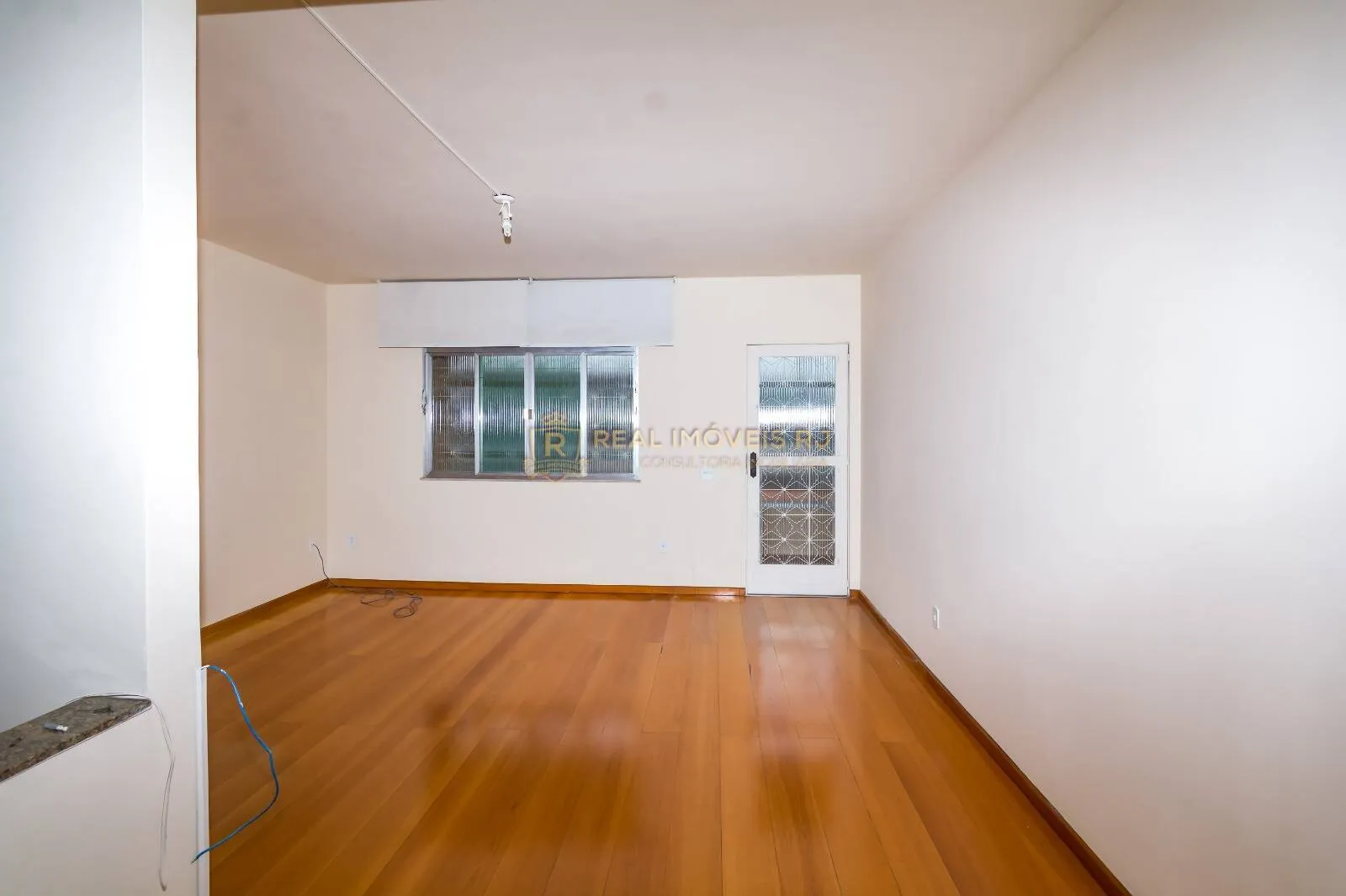 Unfurnished house with 3 bedrooms and 5 bathrooms — photo 22