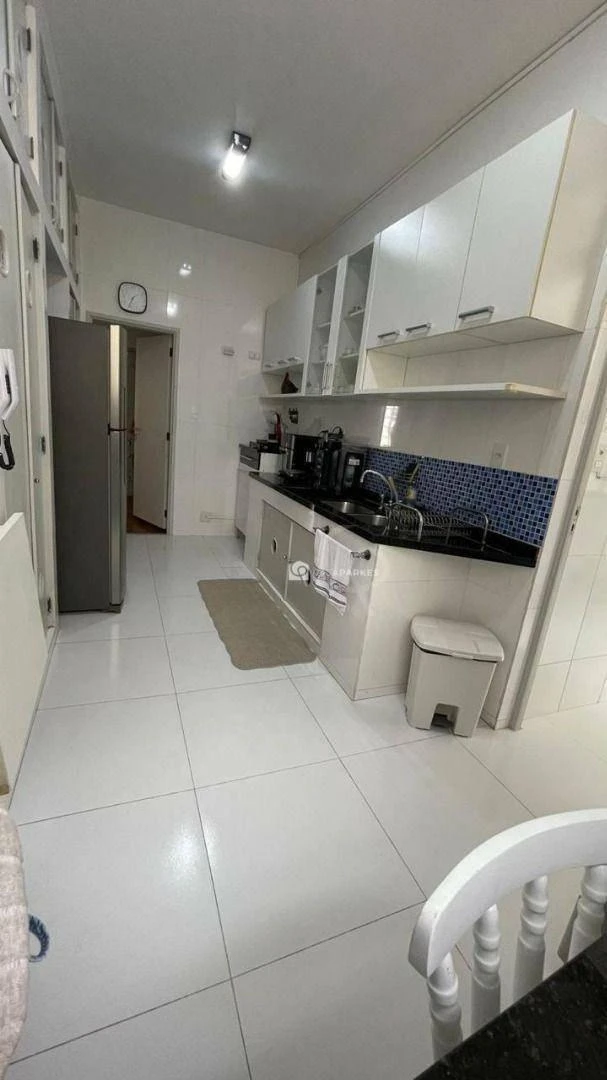 Apartamento de 3 quartos com varanda e 190 m² — photo 27