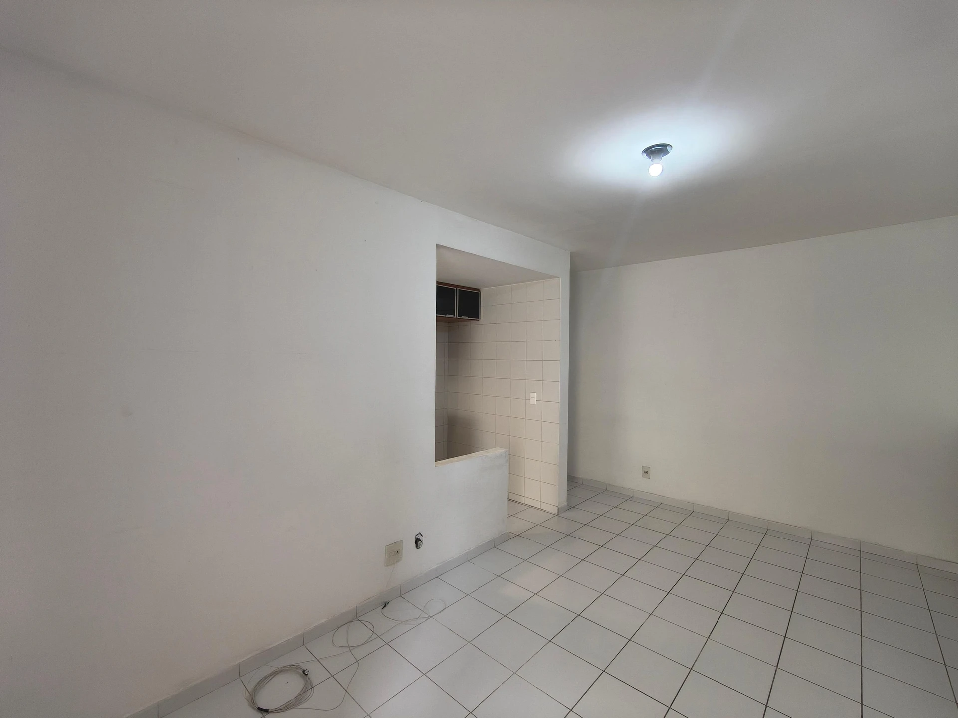 2-bedroom apartment in a building with a gym — photo 31