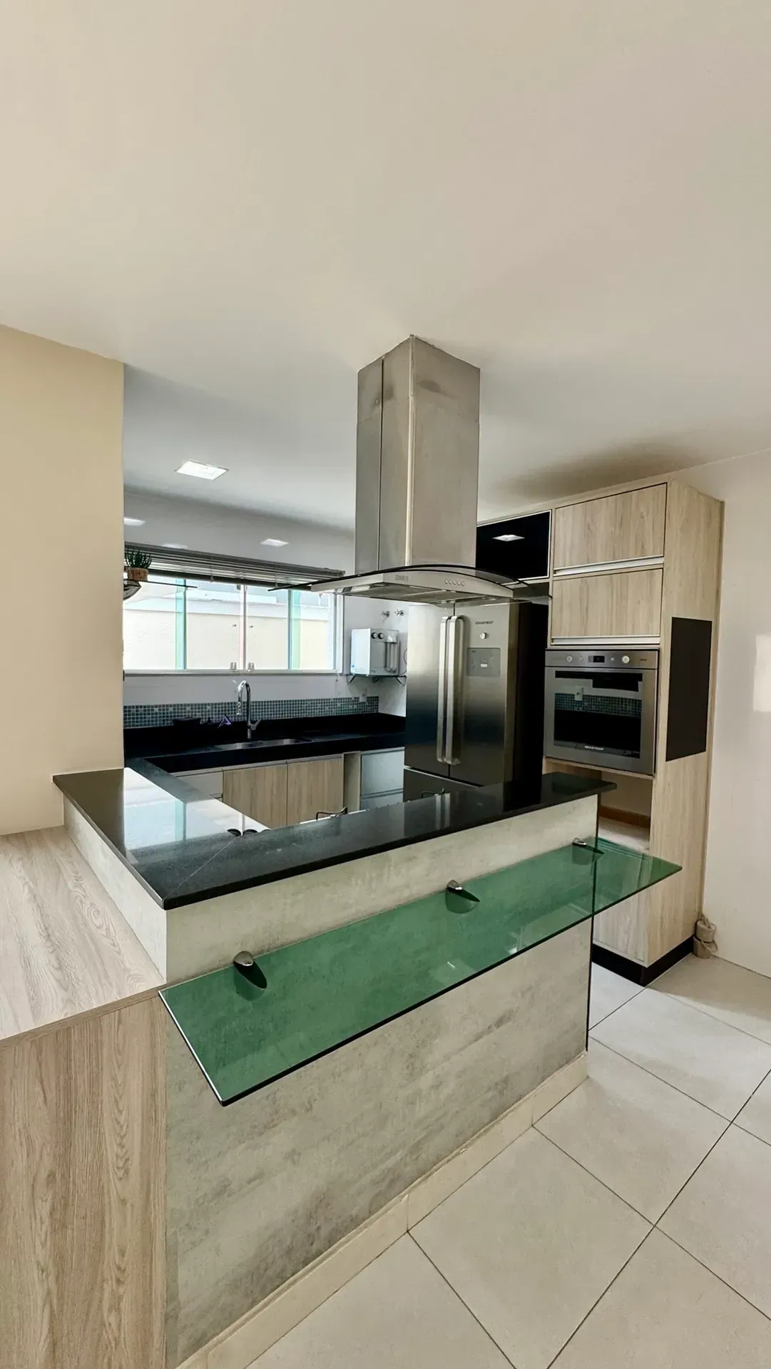 House with 5 bedrooms and a built-in balcony grill — photo 50