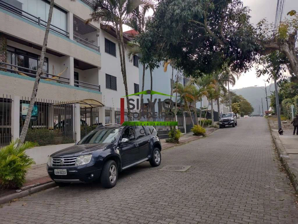 Apartamento de 61 m² con 2 dormitorios y balcón con parrilla — photo 2