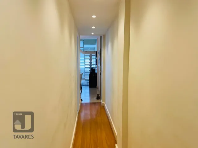 Penthouse with 4 bedrooms and 3 bathrooms — photo 11