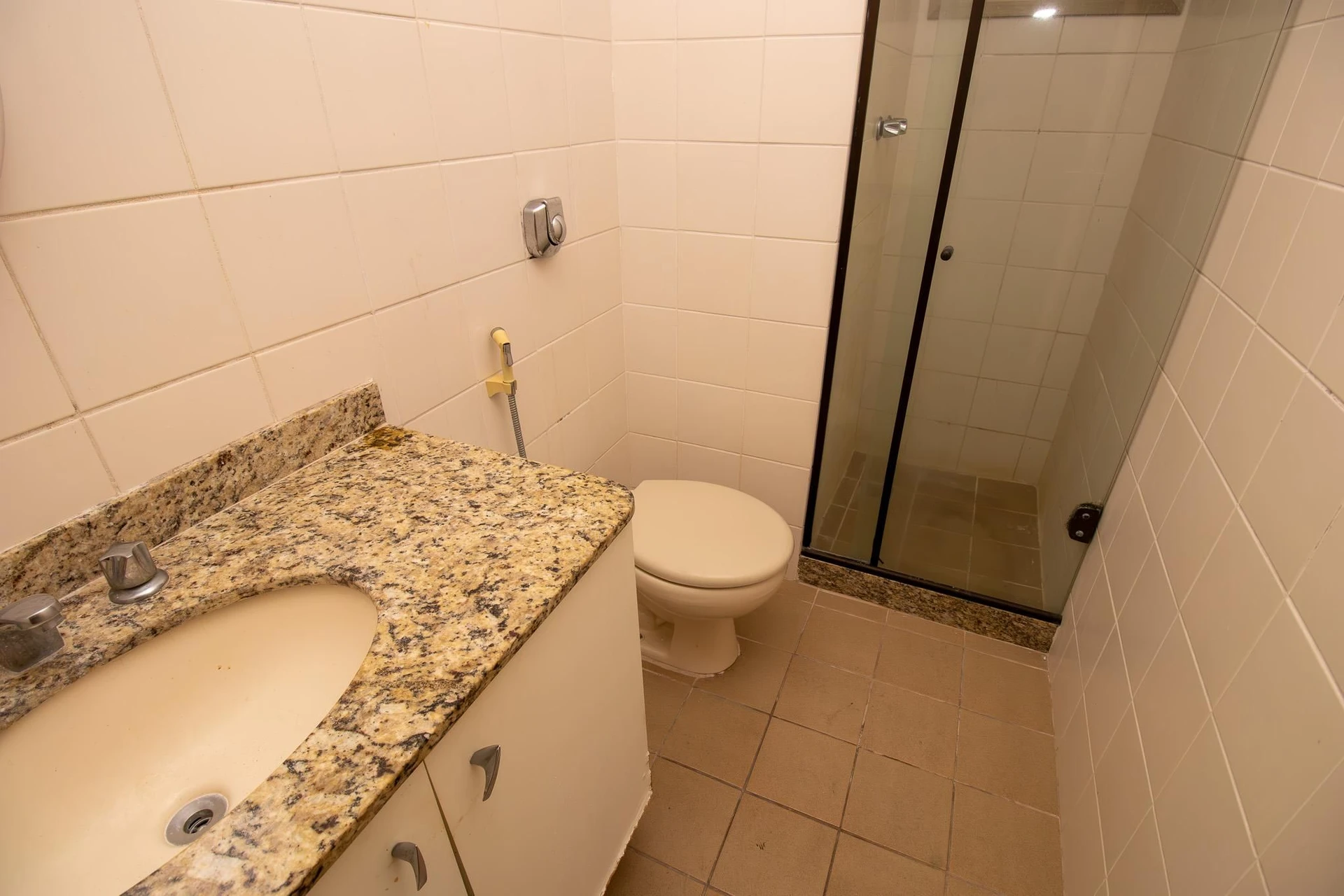 3-bedroom apartment, 1 with its own bathroom, 100 m² — photo 27