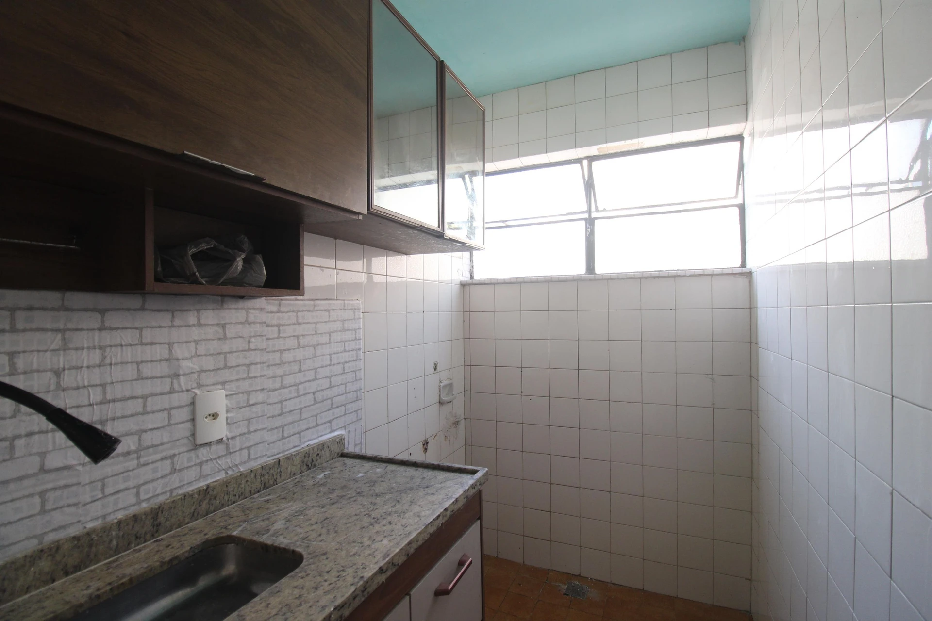 2-bedroom apartment in a building with a pool — photo 22