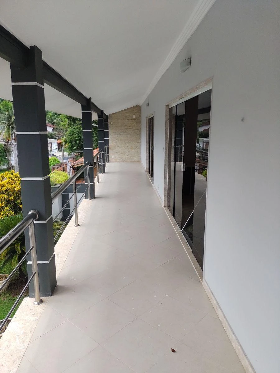 Casa de 650 m² con 6 suites y 5 plazas — photo 32