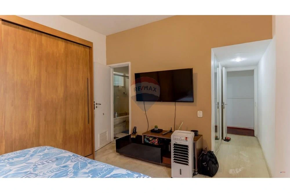 Furnished 3-bedroom apartment with a ready workspace — photo 13